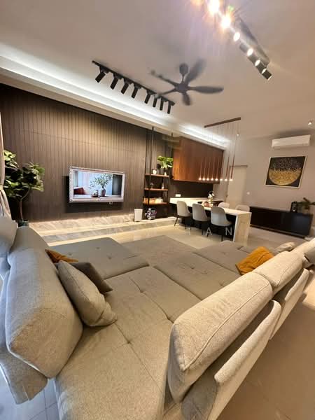 2-storey Terraced House for Sale in Bandar Seri Coalfields (Sungai Buloh) - Jimmy Tan - Living Room - PropertyGuru.com.my