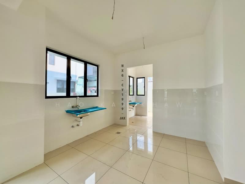 Rumah Berkembar untuk Dijual di Setia Utama (Setia Alam) - Hao Kai Khaw - Kitchen - PropertyGuru.com.my