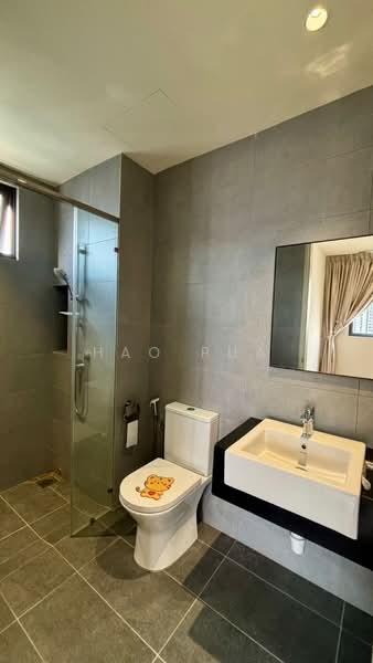 Kediaman Servis untuk Dijual di Sunway Avila Residences - Hao Pua - Bathroom - PropertyGuru.com.my