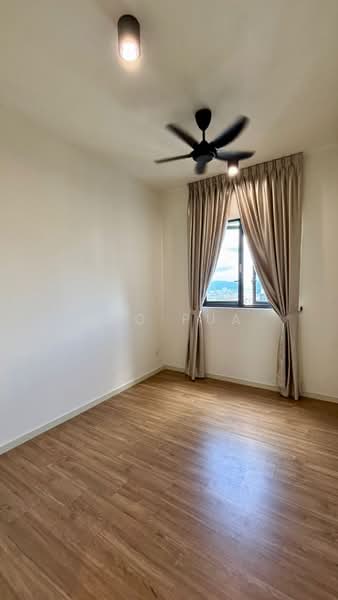Kediaman Servis untuk Dijual di Sunway Avila Residences - Hao Pua - Bedroom - PropertyGuru.com.my