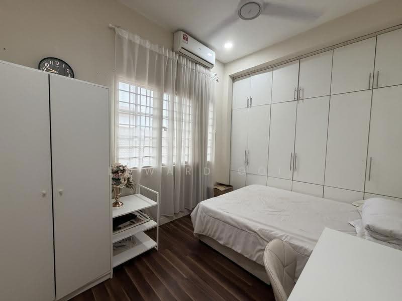 Semi-Detached House for Sale in Taman Bukit Cheras (Cheras) - Edward Ooi - Bedroom - PropertyGuru.com.my