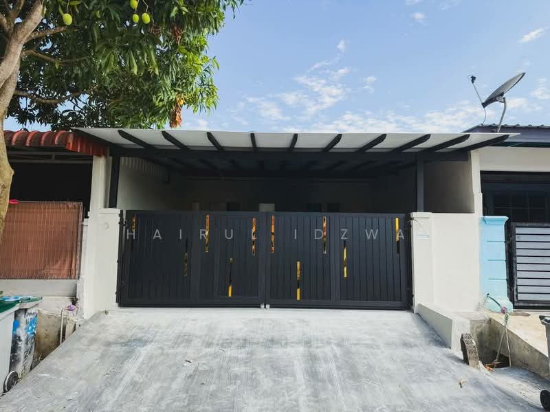 Rumah Teres 1-Tingkat untuk Dijual di Seremban (Negeri Sembilan) - Khairul Idzwan - Exterior - PropertyGuru.com.my