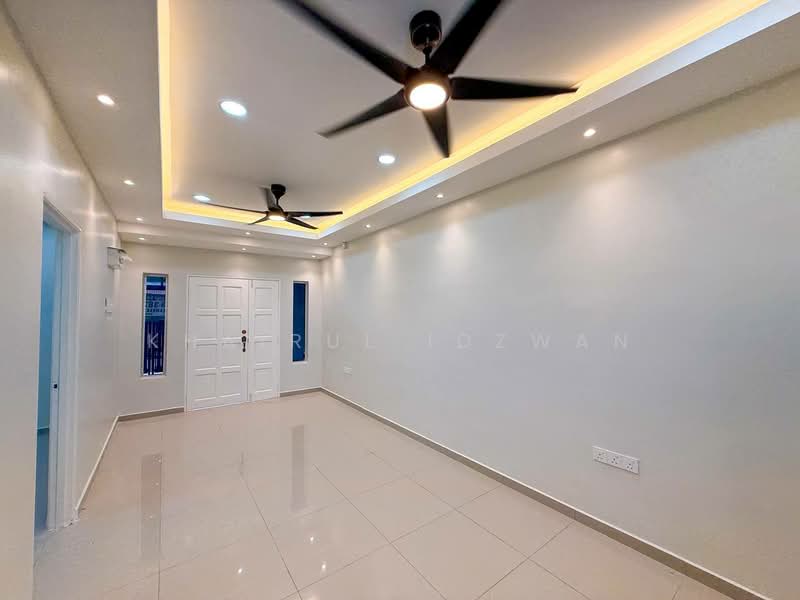 Rumah Teres 1-Tingkat untuk Dijual di Seremban (Negeri Sembilan) - Khairul Idzwan - Living Room - PropertyGuru.com.my