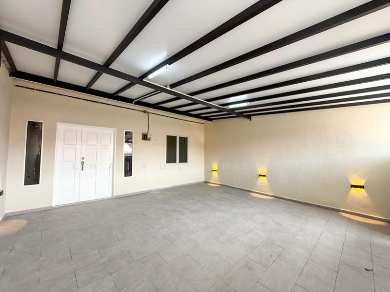 Rumah Teres 1-Tingkat untuk Dijual di Seremban (Negeri Sembilan) - Khairul Idzwan - Entrance - PropertyGuru.com.my