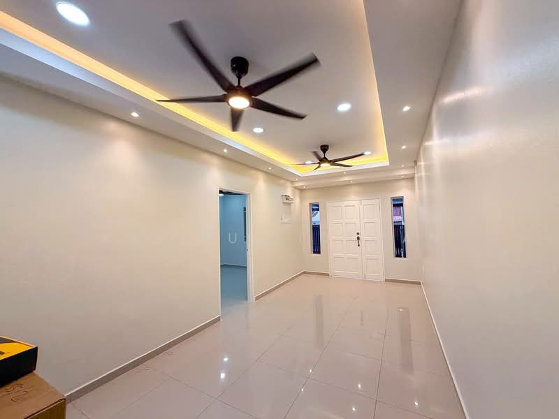 Rumah Teres 1-Tingkat untuk Dijual di Seremban (Negeri Sembilan) - Khairul Idzwan - Living Room - PropertyGuru.com.my