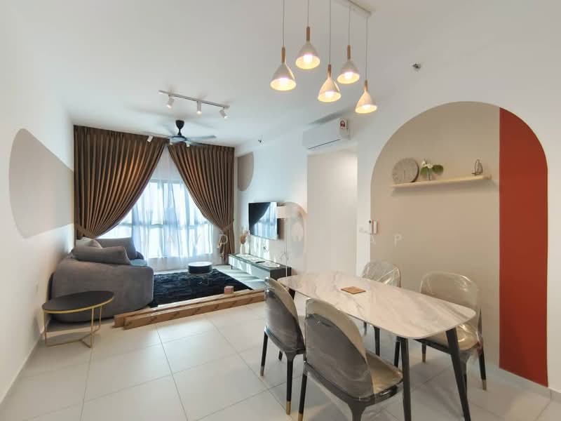 Kediaman Servis untuk Dijual di Sinaran @ Utropolis - Jayden Yeap - Living Room - PropertyGuru.com.my