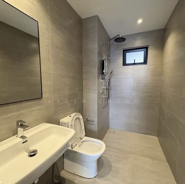 Kediaman Servis untuk Disewa di Residensi Ava @ Kiara Bay - Jayden Chong - Bathroom - PropertyGuru.com.my