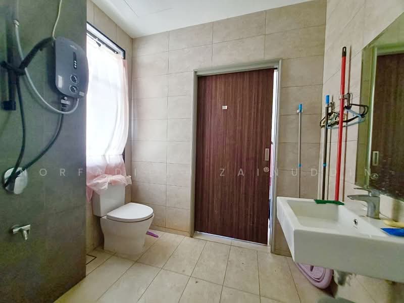 Terraced House for Sale in Elmina (Shah Alam) - NORFADILAH ZAINUDDIN - Bathroom - PropertyGuru.com.my