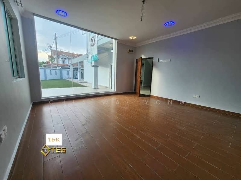 Terraced House for Sale in Bandar Puteri Klang (Klang) - Chia Wai Yong - Living Room - PropertyGuru.com.my