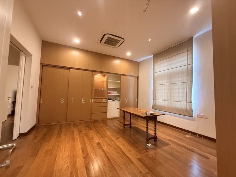 Bungalow House untuk Dijual di Tanjung Tokong (Penang) - Stefany Kee - Upper floor Open Study cum library - PropertyGuru.com.my