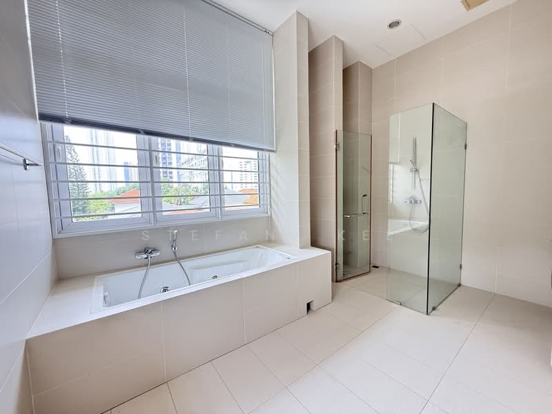 Bungalow House untuk Dijual di Tanjung Tokong (Penang) - Stefany Kee - Bathroom - PropertyGuru.com.my