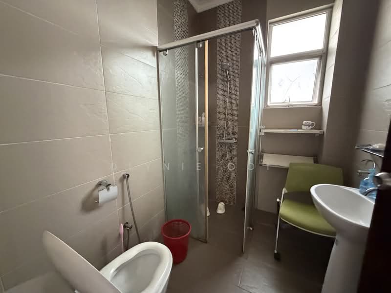Semi-Detached House for Sale in Beverly Heights (Ampang) - Dlynie Ooi - Bathroom - PropertyGuru.com.my