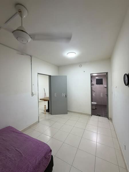 Kondominium untuk Disewa di Residensi Desa Satumas - Jayden Loke - Bedroom - PropertyGuru.com.my
