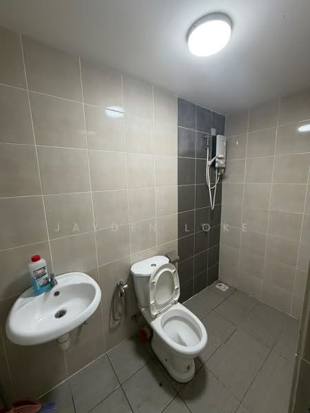 Kondominium untuk Disewa di Residensi Desa Satumas - Jayden Loke - Bathroom - PropertyGuru.com.my