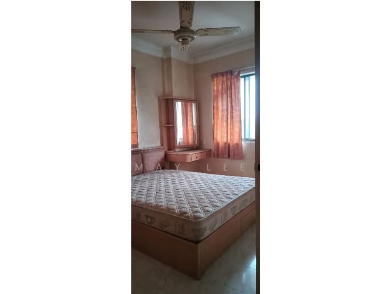 Apartment for Sale at Taman Gambier Flat, Blok 330 - May Lee - Bedroom - PropertyGuru.com.my