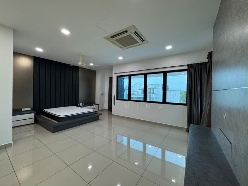 Cluster House for Sale in Taman Mutiara Mas (Skudai) - Wan Ning - Bedroom - PropertyGuru.com.my