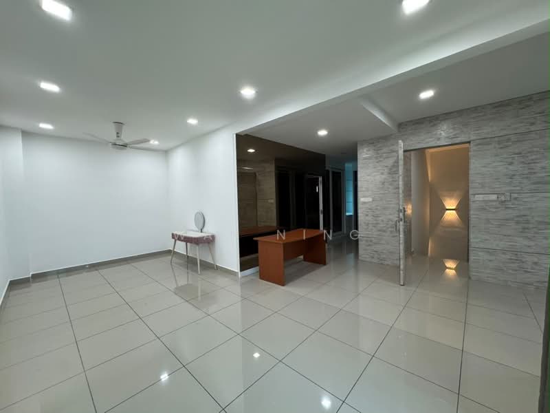 Rumah Kluster untuk Dijual di Taman Mutiara Mas (Skudai) - Wan Ning - Living Room - PropertyGuru.com.my
