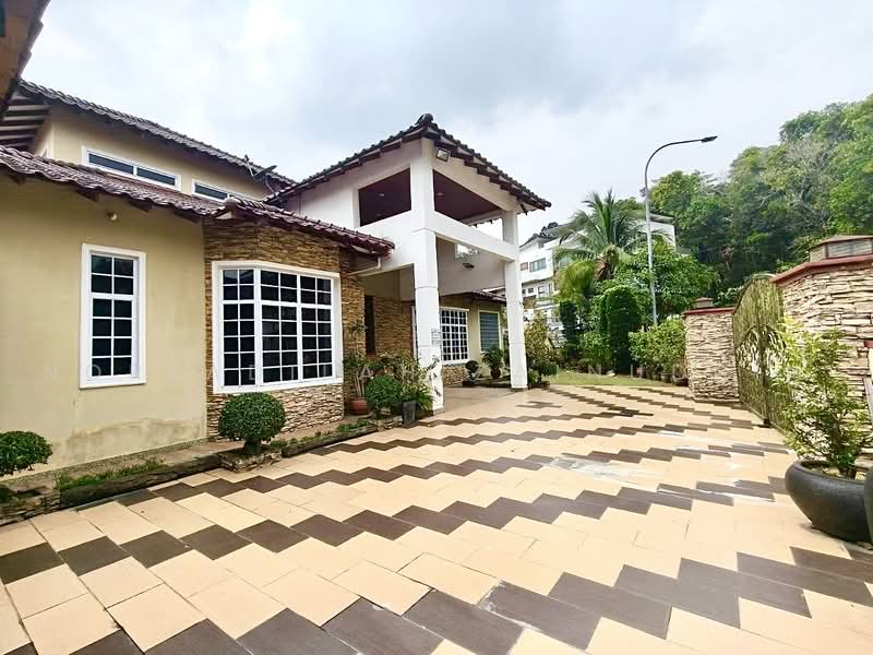 Bungalow House for Sale in Kota Damansara (Selangor) - NORFADILAH ZAINUDDIN - Exterior - PropertyGuru.com.my