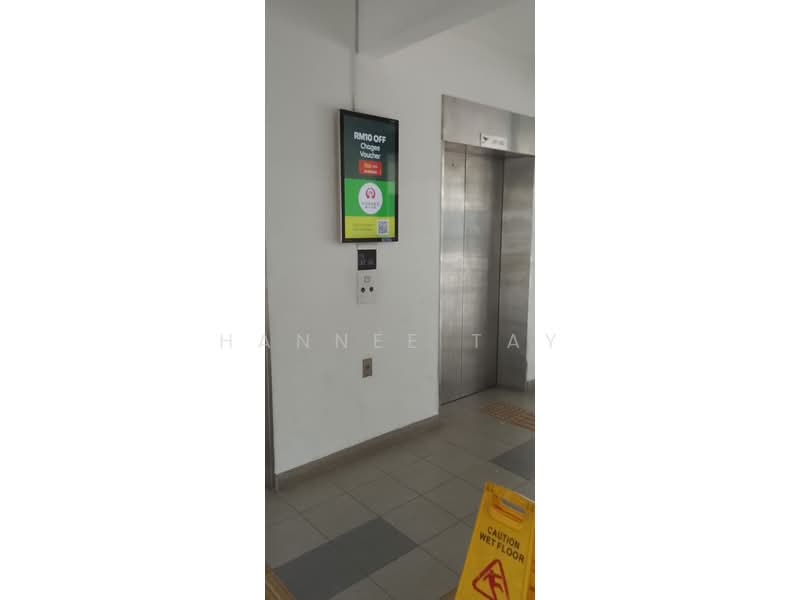 Apartment for Sale at Apartment PR1MA - Hannee Tay - Corridor - PropertyGuru.com.my