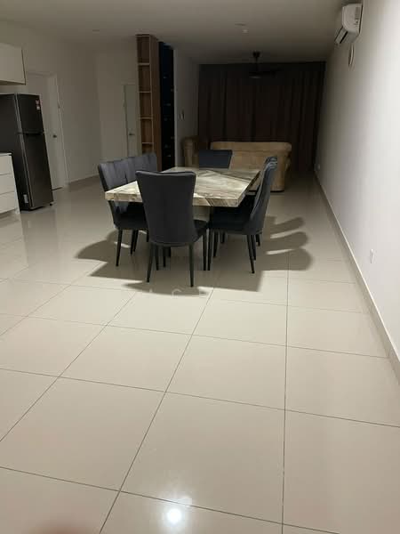 Kediaman Servis untuk Disewa di AraTre' Residences - Chace Lim - Living Room - PropertyGuru.com.my