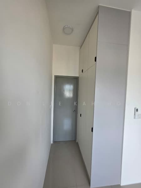 Kediaman Servis untuk Disewa di Prestige Residence - Don Lee Kah Hou - Corridor - PropertyGuru.com.my