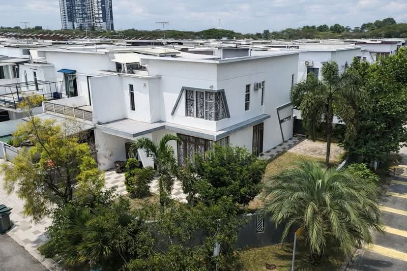 Rumah Teres 2-Tingkat untuk Dijual di Setia Tropika (Johor Bahru) - Wan Ning - Exterior - PropertyGuru.com.my