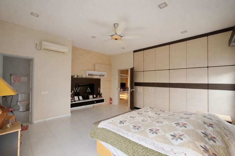 Rumah Teres 2-Tingkat untuk Dijual di Setia Tropika (Johor Bahru) - Wan Ning - Bedroom - PropertyGuru.com.my