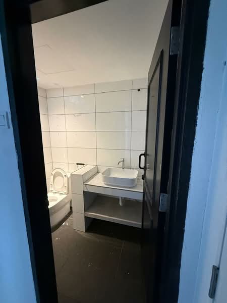 Shop / Office untuk Disewa di Taman Tun Dr Ismail (Kuala Lumpur) - Chun Wei - Bathroom - PropertyGuru.com.my
