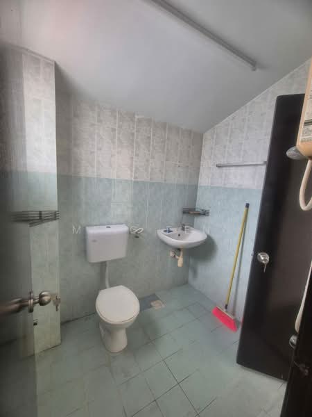 Rumah Teres 2-Tingkat untuk Disewa di Mahkota Cheras (Cheras) - Ming Feng - Bathroom - PropertyGuru.com.my