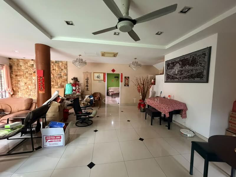 2-storey Terraced House for Sale in Bandar Bukit Raja (Klang) - Chloe Tan - Living Room - PropertyGuru.com.my