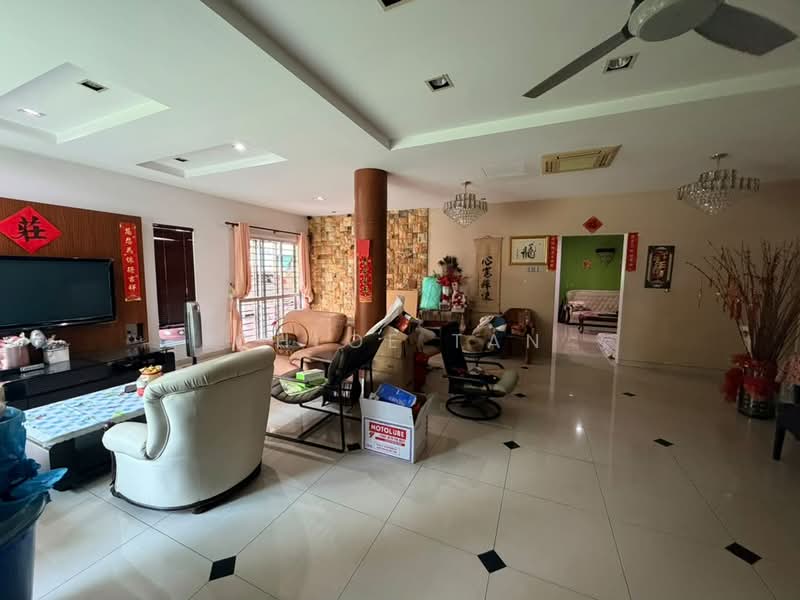 2-storey Terraced House for Sale in Bandar Bukit Raja (Klang) - Chloe Tan - Living Room - PropertyGuru.com.my