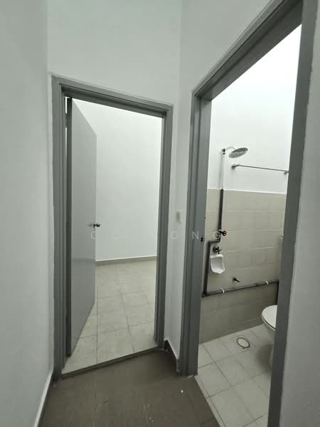 Condominium for Sale at Rivercity Condominium - CC Hong - Bathroom - PropertyGuru.com.my