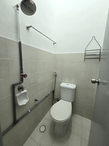 Condominium for Sale at Rivercity Condominium - CC Hong - Bathroom - PropertyGuru.com.my