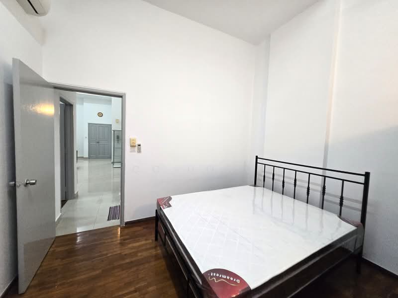 Condominium for Sale at Rivercity Condominium - CC Hong - Bedroom - PropertyGuru.com.my