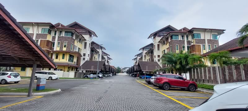 Townhouse for Sale in Bandar Tun Hussein Onn (Cheras) - Lee Chin - Exterior - PropertyGuru.com.my