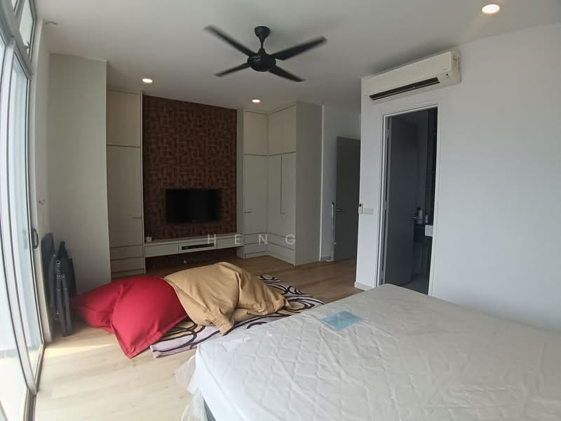 2-storey Terraced House for Sale in Taman Mount Austin (Tebrau) - Heng . - Bedroom - PropertyGuru.com.my