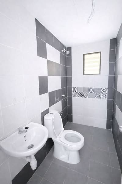 Service Residence for Rent at Residensi Emas - Amie Mansor - Bathroom - PropertyGuru.com.my