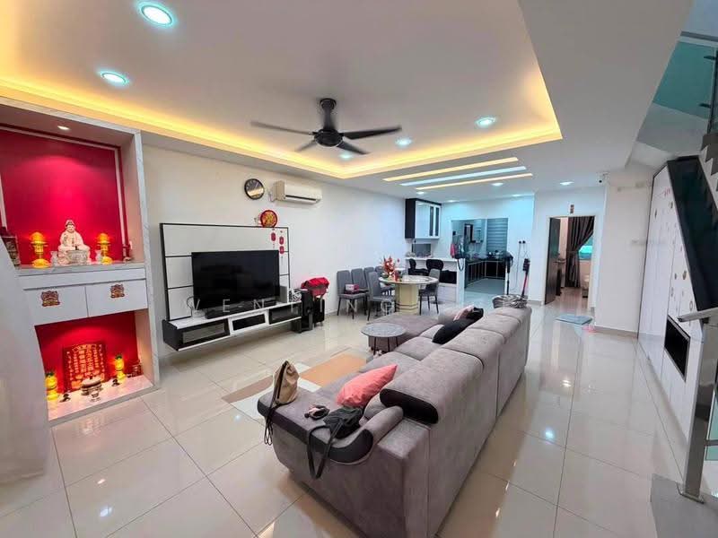 Rumah Teres 2-Tingkat untuk Dijual di Skudai (Johor) - Wenting Lee - Living Room - PropertyGuru.com.my