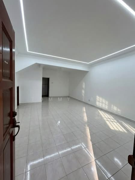 2-storey Terraced House for Sale in Taman Nusa Bestari (Iskandar Puteri (Nusajaya)) - Tommy Tai - Living Room - PropertyGuru.com.my