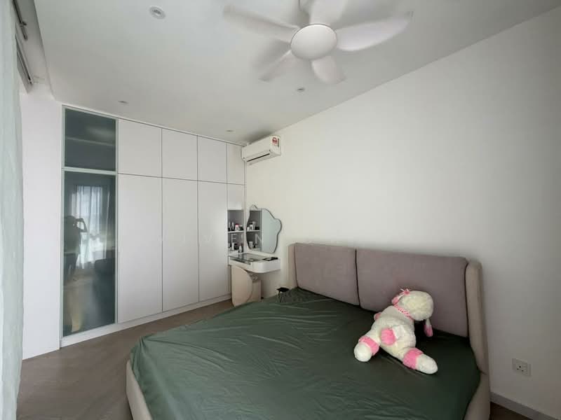 Kediaman Servis untuk Dijual di Equine Residence - Viven Chia - Bedroom - PropertyGuru.com.my