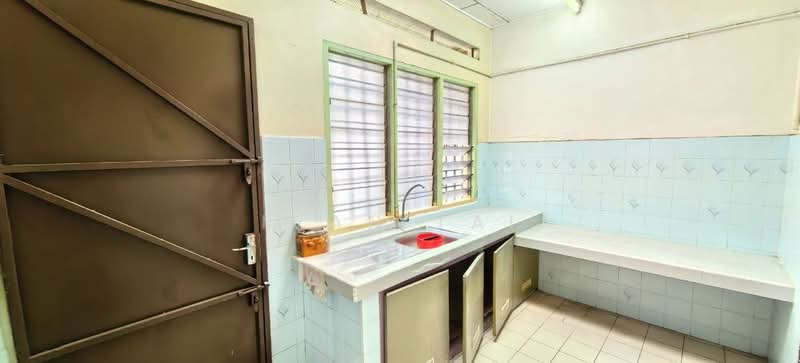 Rumah Teres 2-Tingkat untuk Dijual di Gunung Rapat (Ipoh) - Ivan Tai - Kitchen - PropertyGuru.com.my