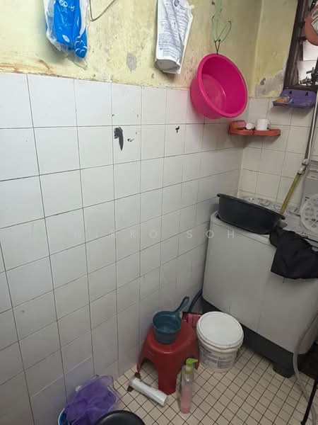 Rumah Flat untuk Dijual di Flat Tasek 64 - Nikko Soh - Bathroom - PropertyGuru.com.my