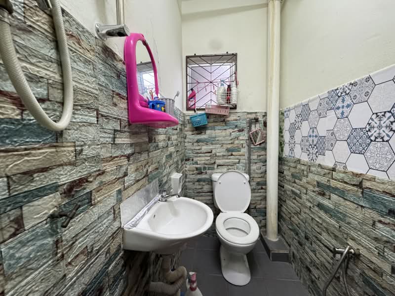 2-storey Terraced House for Sale in Pandan Perdana (Ampang) - Edward Ooi - Bathroom - PropertyGuru.com.my