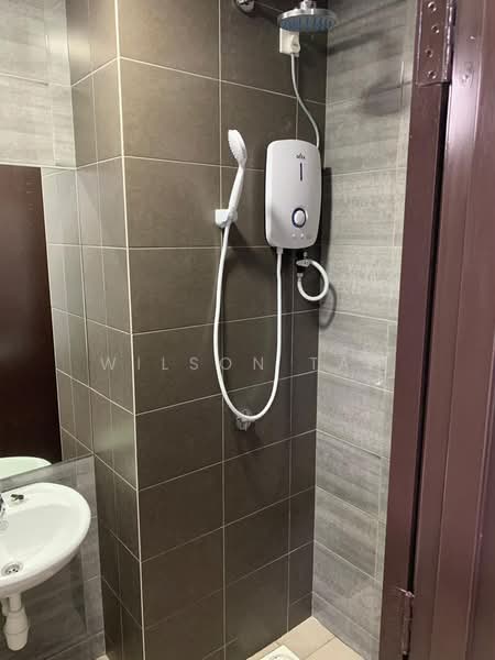 Kediaman Servis untuk Disewa di Symphony Tower (Menara Simfoni) - Wilson Tan - Bathroom - PropertyGuru.com.my