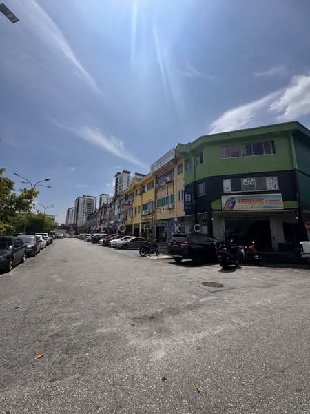 Shop / Office for Rent in Taman Petaling Utama (Petaling Jaya) - Loh KC - Exterior - PropertyGuru.com.my
