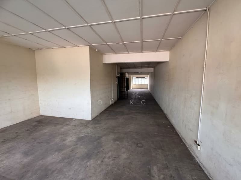 Shop / Office for Rent in Taman Petaling Utama (Petaling Jaya) - Loh KC - Interior - PropertyGuru.com.my