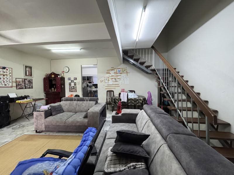 Rumah Teres 2-Tingkat untuk Dijual di Bandar Baru Ampang (Ampang) - Edward Ooi - Living Room - PropertyGuru.com.my