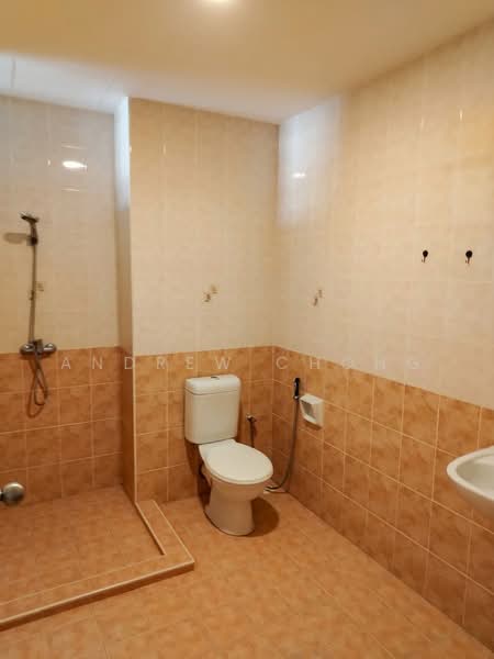 Condominium for Rent at Tanjung Park Condominium - Andrew Chong - Bathroom - PropertyGuru.com.my