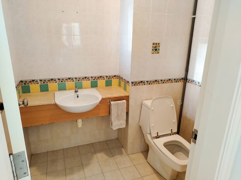 Condominium for Rent at Tanjung Park Condominium - Andrew Chong - Bathroom - PropertyGuru.com.my
