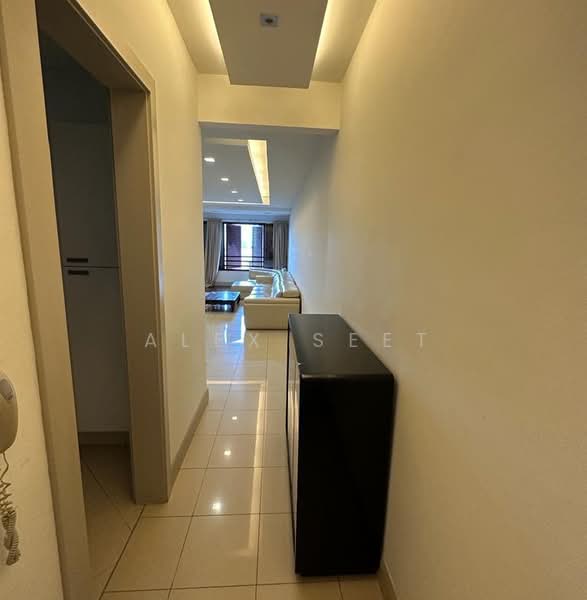 Kondominium untuk Disewa di Surian Condominium - Alex Seet - Corridor - PropertyGuru.com.my
